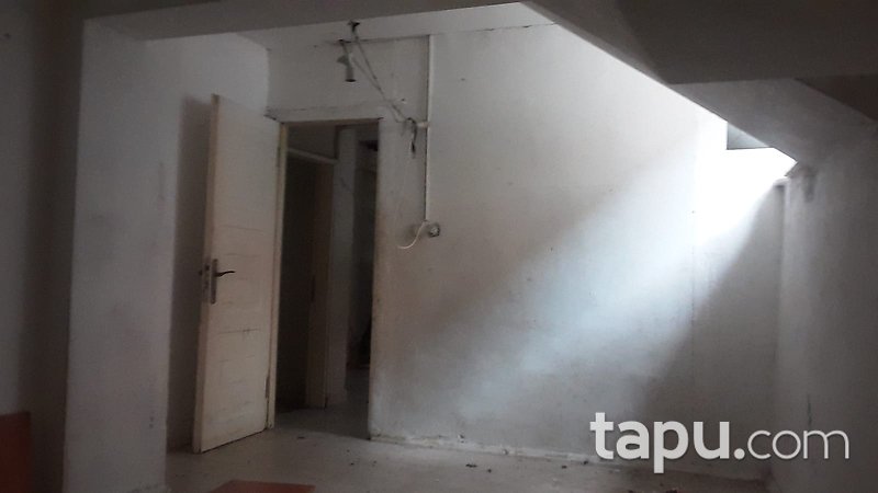 İstanbul Bağcılar 15 Temmuz Mahallesi'nde 130 m2 Ters Dubleks Daire