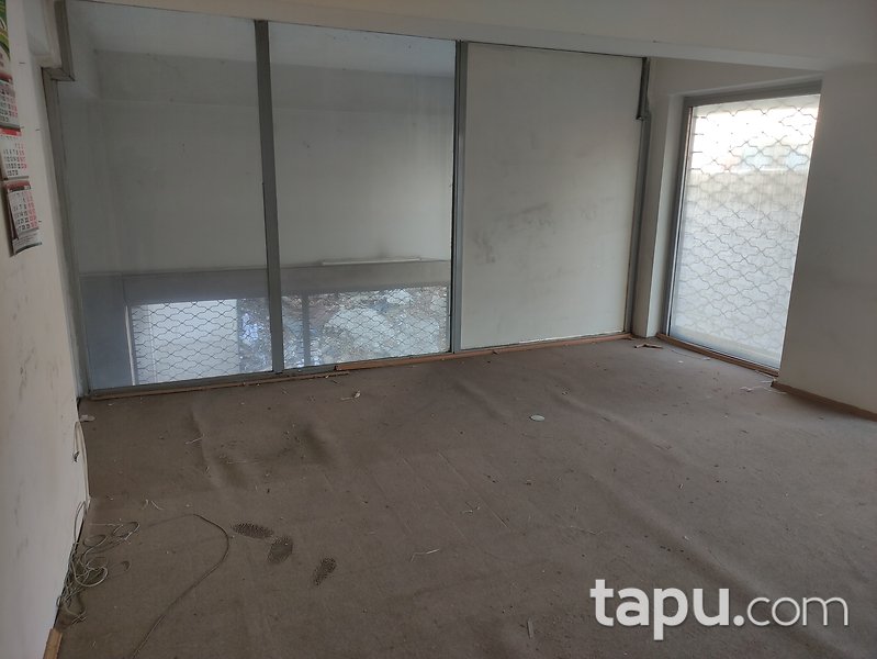 Ankara Altındağ Alsan İşhanı'nında 25 m2 Dükkan