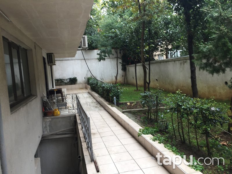 Nisbetiye Caddesi'ne 70 Metre Mükemmel Lokasyon'da 115 m2 Dükkan