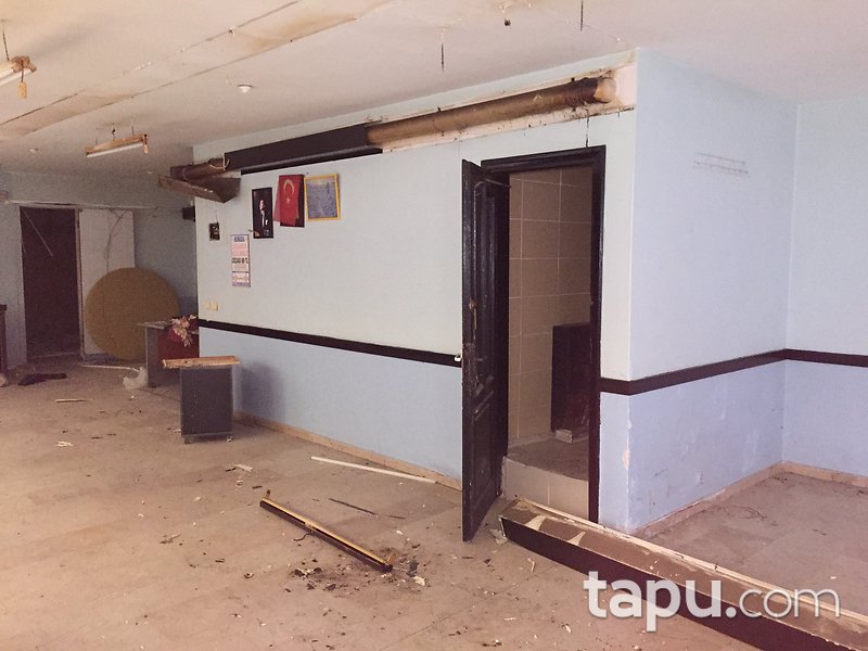 Nisbetiye Caddesi'ne 70 Metre Mükemmel Lokasyon'da 115 m2 Dükkan