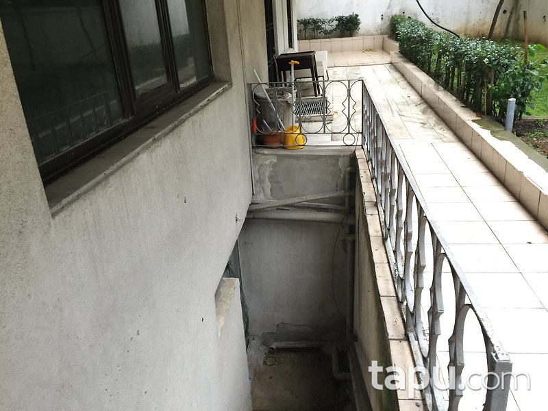 Nisbetiye Caddesi'ne 70 Metre Mükemmel Lokasyon'da 115 m2 Dükkan