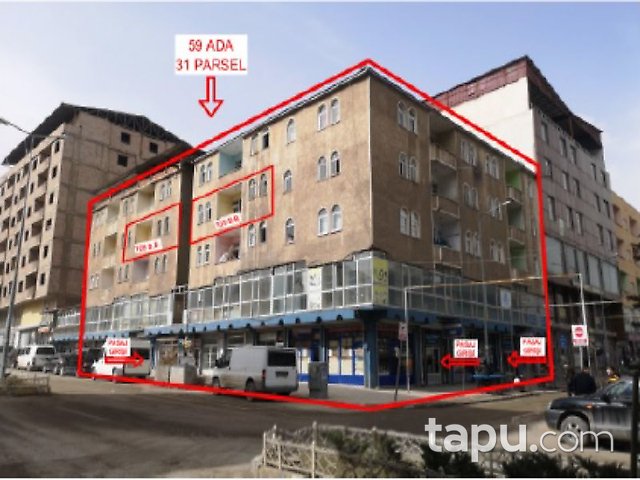 Ağrı Doğubeyazıt'ta İsmailoğulları Pasajı İçinde Dükkanlar