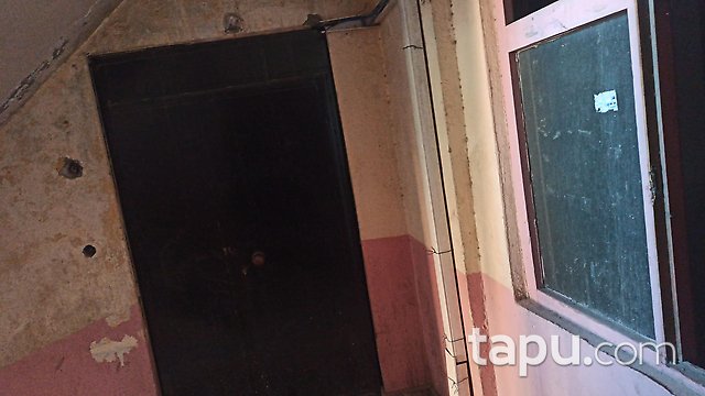 Ağrı Doğubeyazıt'ta İsmailoğulları Pasajı İçinde Dükkanlar