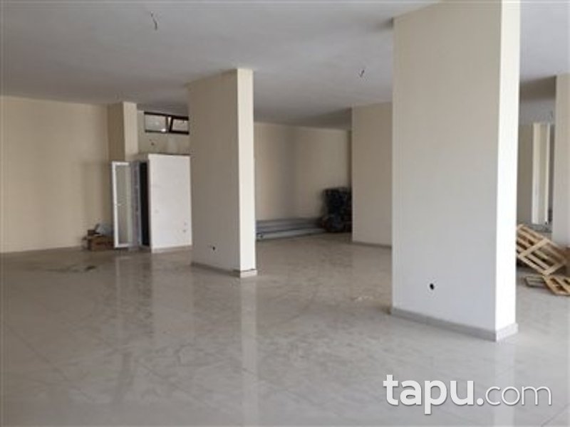 Yalova Armutlu Modern Evlerin'de Bakımlı Ve Cadde Cepheli Dükkan Fırsatı