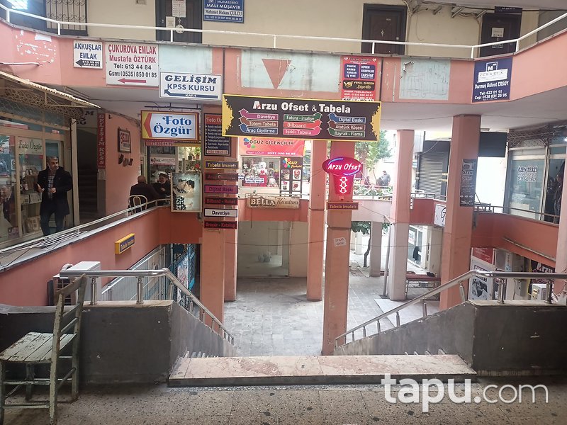Tarsus Şehit Cengiz Topel Caddesi Baltalı İşhanı'nda Büro