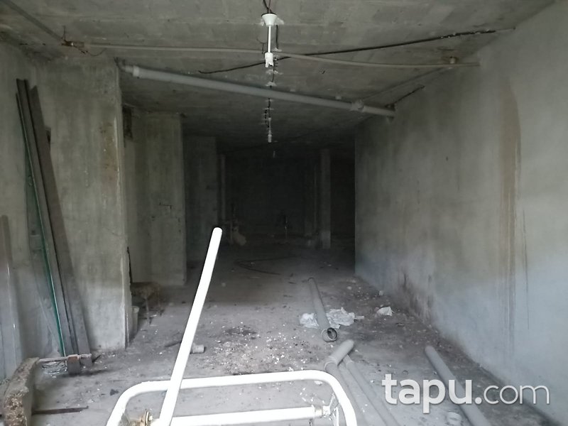 Mersin Erdemli Merkez Mahallesi'nde 196 m2 Depo