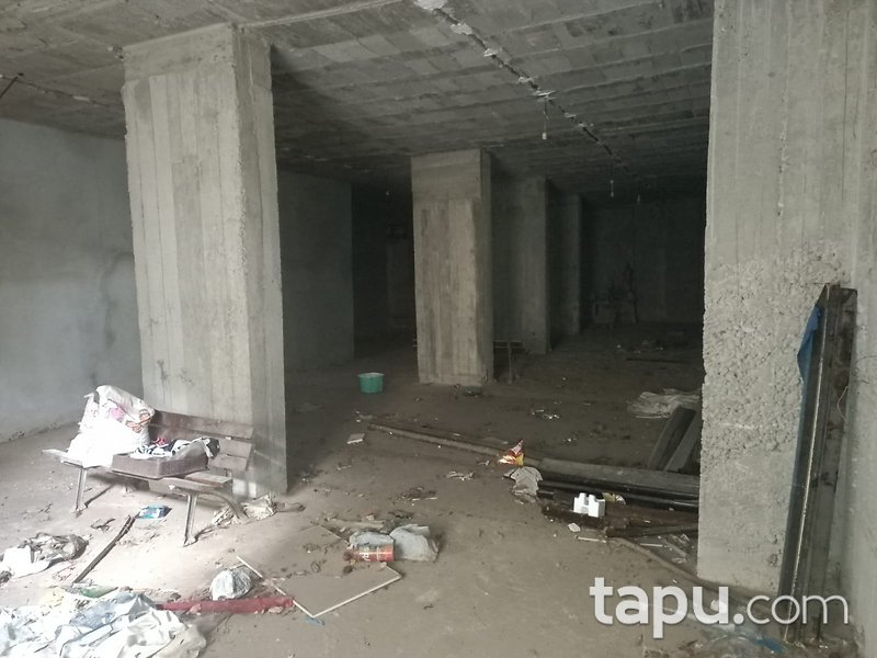 Mersin Erdemli Merkez Mahallesi'nde 196 m2 Depo