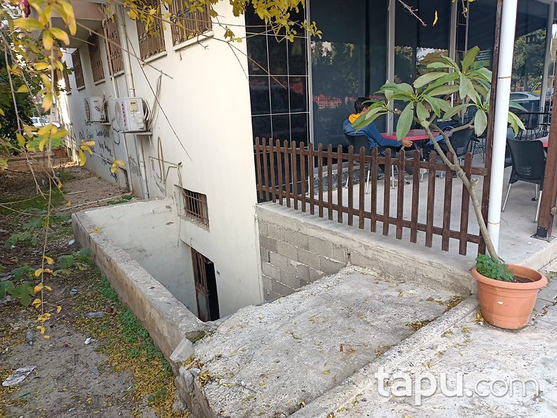 Mersin Erdemli Merkez Mahallesi'nde 196 m2 Depo