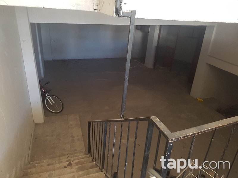 Kocaeli Körfez Kuzey Mahallesi'nde 153 m2 Depolu Dükkan