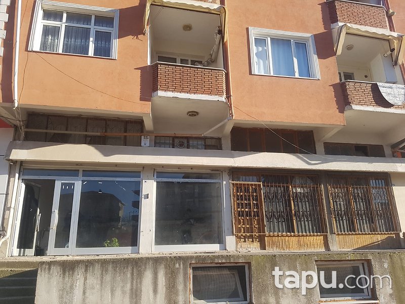 Kocaeli Körfez Kuzey Mahallesi'nde 153 m2 Depolu Dükkan