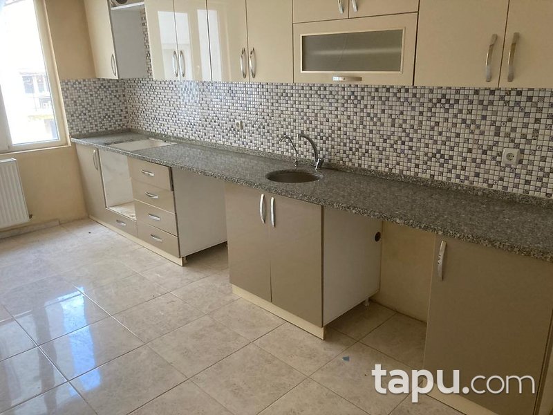 Manisa Soma Kurtuluş Mahallesi'nde 2+1 92 m2 Daire