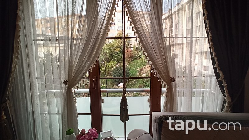 Ataşehir'de Kiralık Daire- Yeditepe Üniversitesine Komşu Manzaralı 125 m2