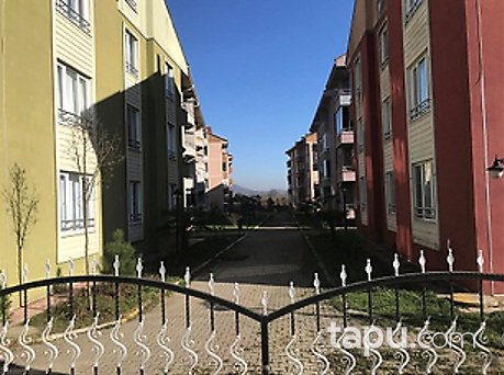 Düzce Melen Konutları Sitesi'nde Teraslı 5+1 Dubleks Daire