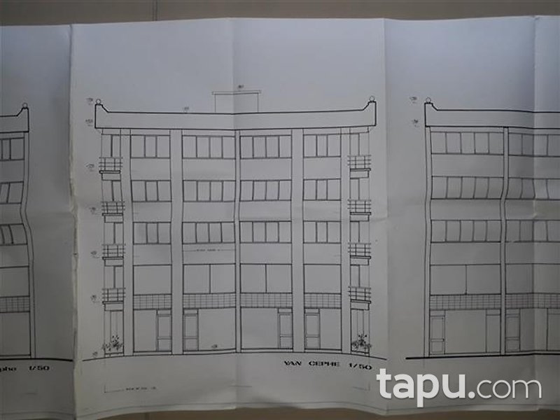 Zonguldak İstiklal Caddesi'nde Yakıcı İş Merkezi İçinde 17 m2 Ofis