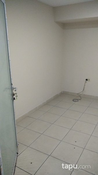 Zonguldak Çaycuma'da Yakıcı İş Merkezi İçinde 22 m2 Ofis