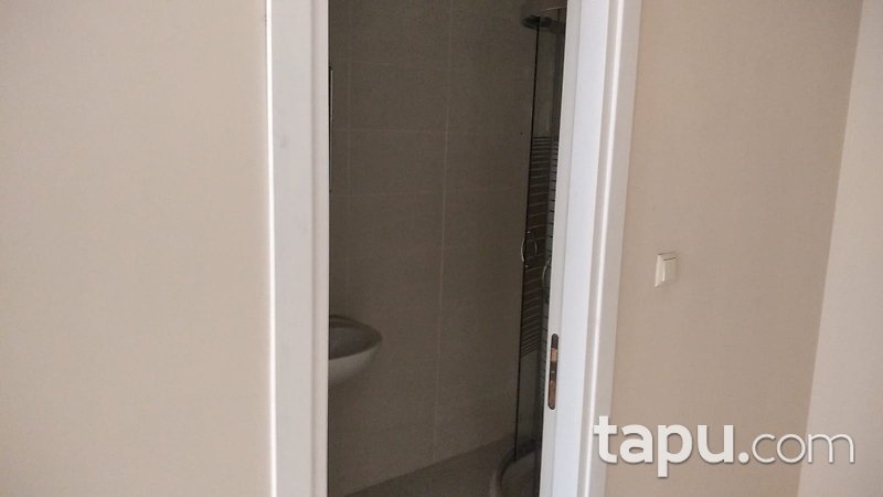 Zonguldak Çay Mahallesi'nde Yakıcı İş Merkezi İçinde 30 m Ofis