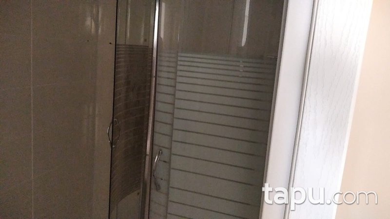 Zonguldak Çay Mahallesi'nde Yakıcı İş Merkezi İçinde 30 m Ofis