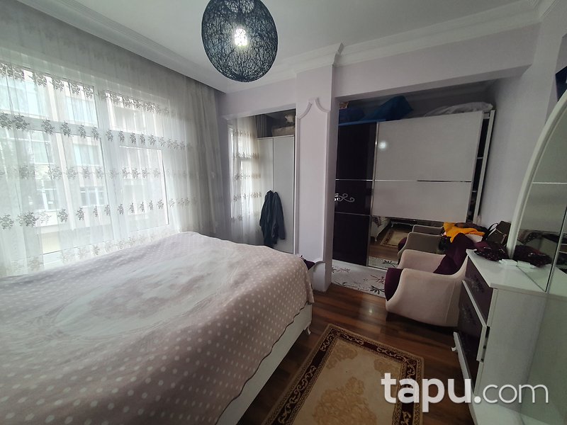 Pendik Kaynarca'da Ferah 3+1 Daire