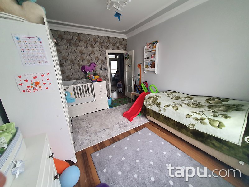 Pendik Kaynarca'da Ferah 3+1 Daire