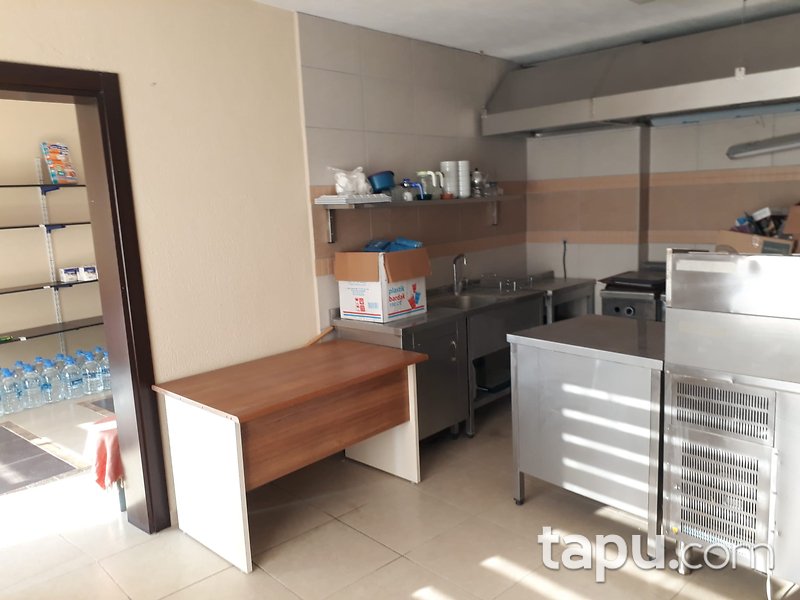 Afyonkarahisar Ceylan Termal Sağlıklı Yaşam Köyü'nde 79 m2 İskanlı İşyeri