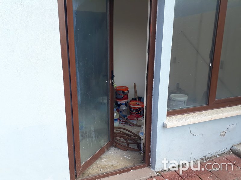 Afyonkarahisar Ceylan Termal Sağlıklı Yaşam Köyü'nde 79 m2 İskanlı İşyeri