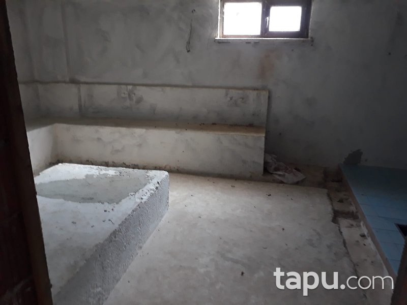 Afyonkarahisar Ceylan Termal Sağlıklı Yaşam Köyü'nde 79 m2 İskanlı Dükkan