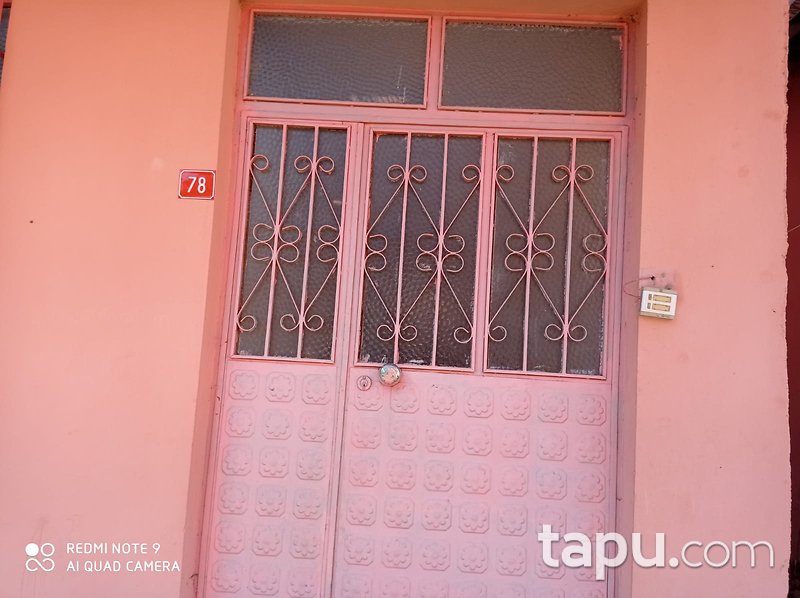 Bilecik Söğüt Çaltı Mahallesi'nde 326 m2 2 Katlı Bina