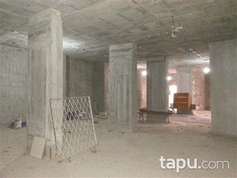 Mersin Erdemli Merkez Mahallesi'nde 196 m2 Depo