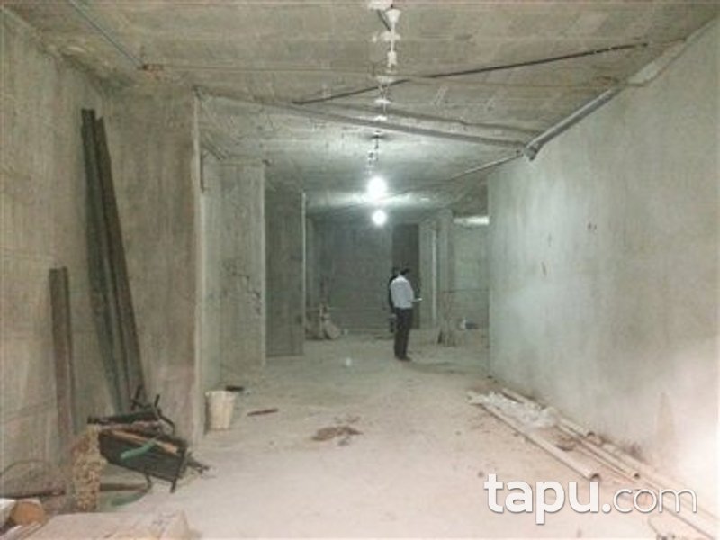 Mersin Erdemli Merkez Mahallesi'nde 196 m2 Depo