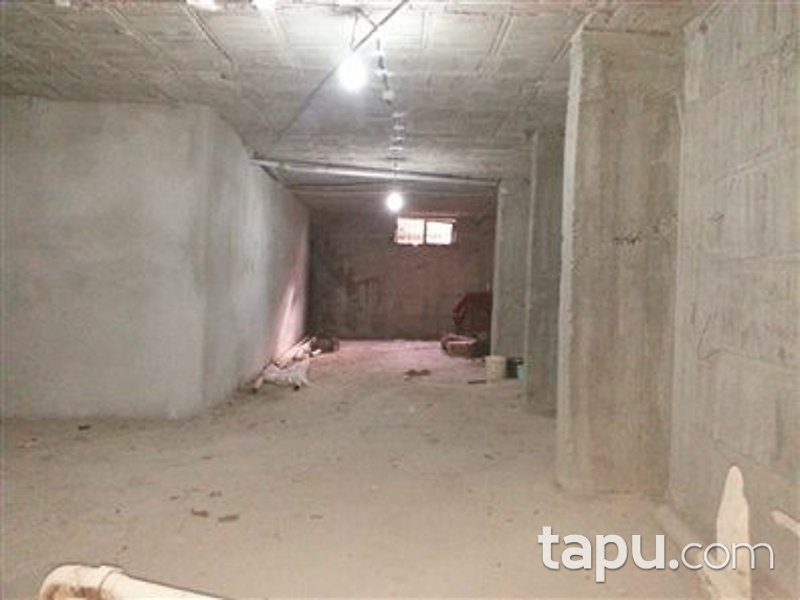 Mersin Erdemli Merkez Mahallesi'nde 196 m2 Depo