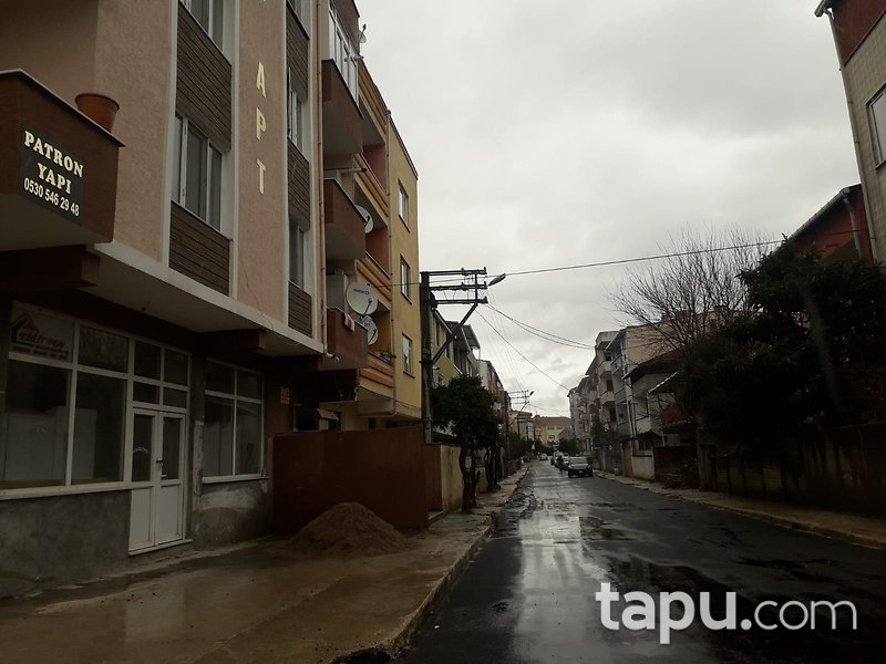Bursa Karacabey Gazi Mahallesi'nde 2+1 122 m2 Daire