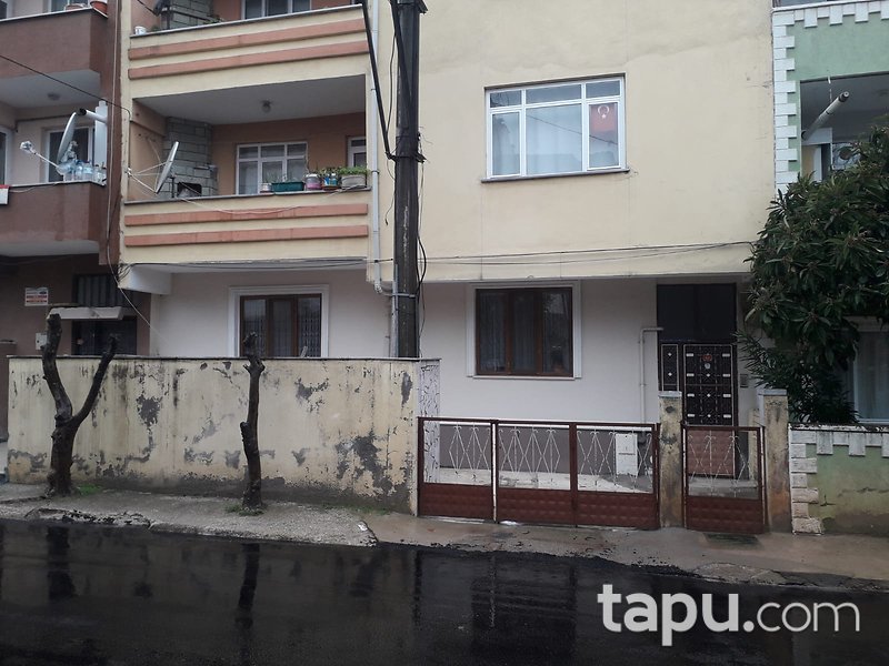 Bursa Karacabey Gazi Mahallesi'nde 2+1 122 m2 Daire