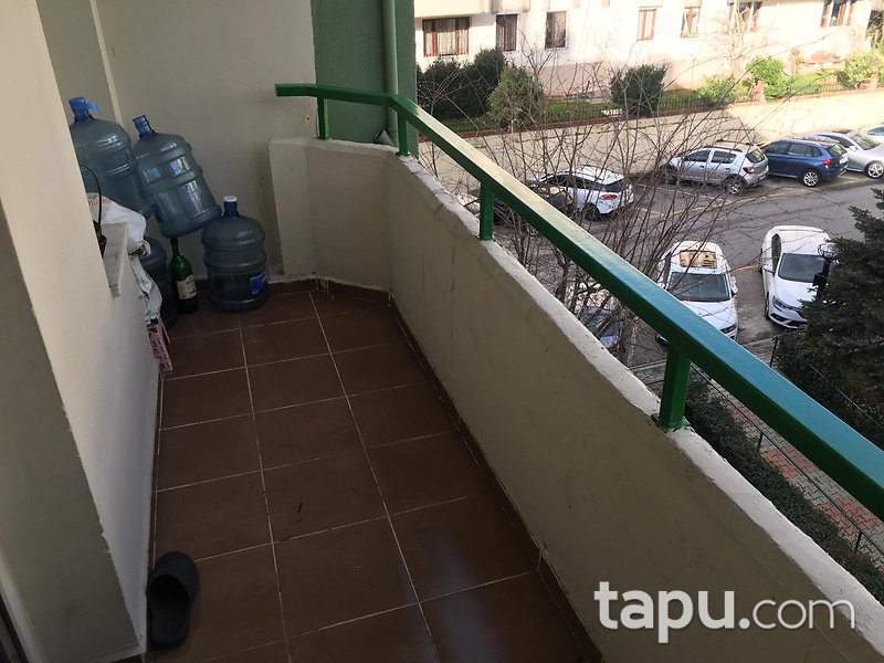 Sarıyer Gazeteciler Sitesi’nde 3+1 100 m2 Ara kat Daire
