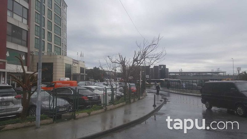 Turunçludemir Plaza'da 120 m2 Kiracılı Ofis