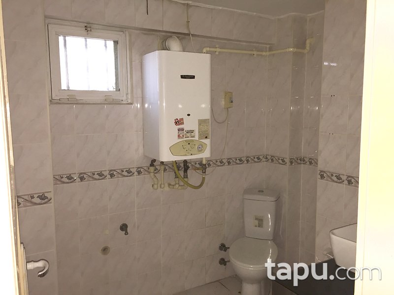 Tarabya Sanatçılar Sitesi'nde 2+1 Satılık Daire