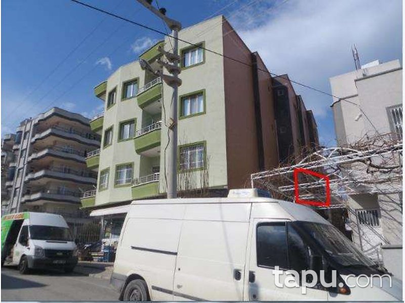 Hatay Sarımazı Mahallesi'nde 90 m2 Ara Kat Daire