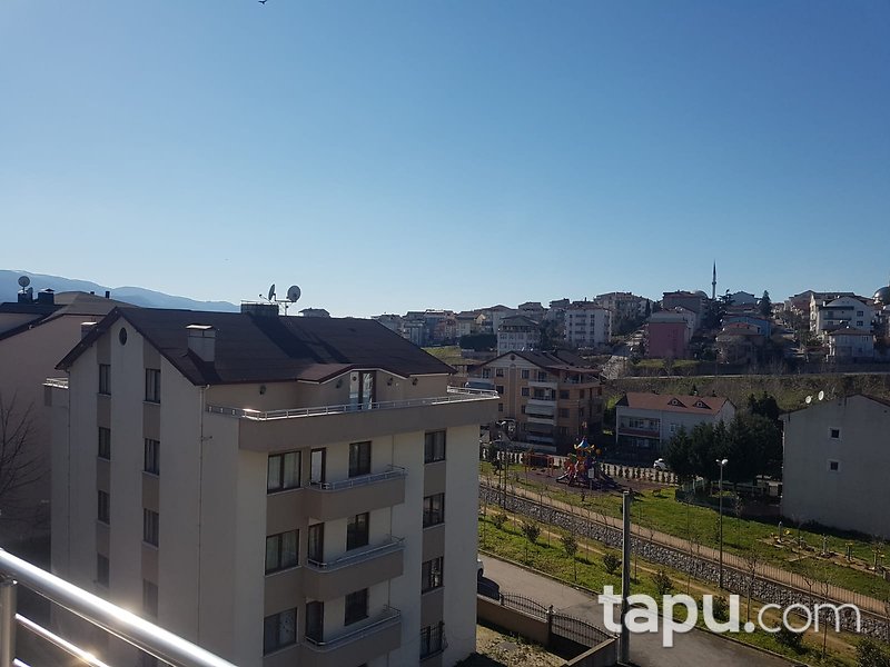 Kocaeli Derince'de 118 m2 Bakımlı Daire (Z-210)