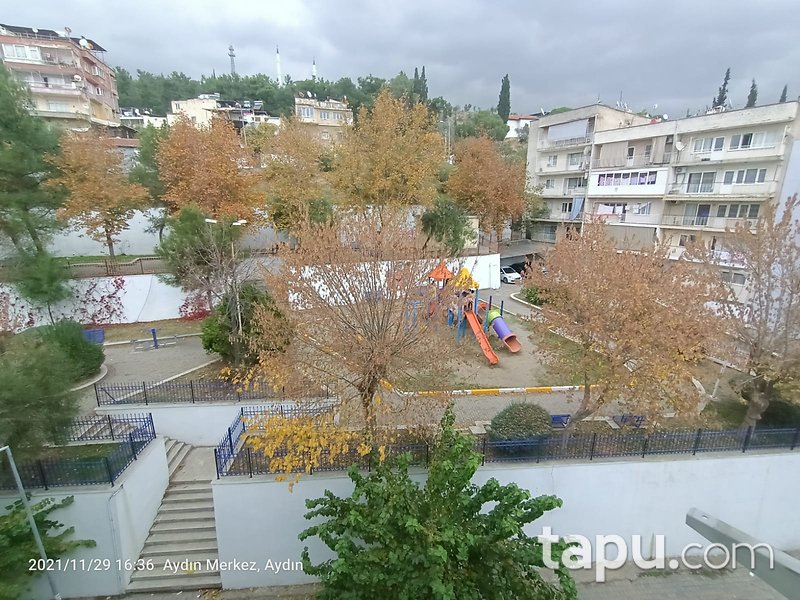 Aydın Efeler'de Bulvara Yakın Konumlu 2+1 Daire