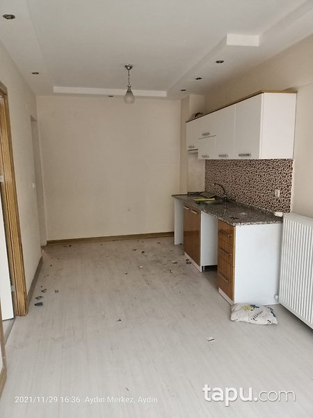 Aydın Efeler'de Bulvara Yakın Konumlu 2+1 Daire