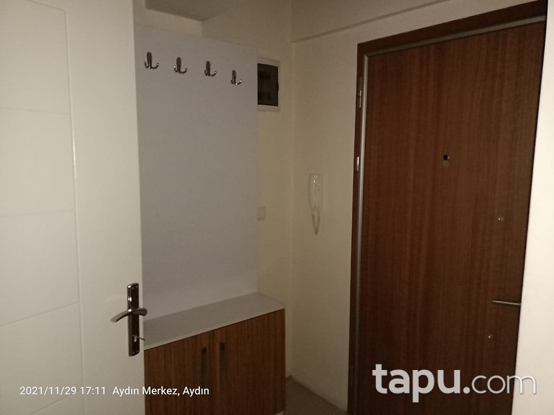 Aydın Efeler'de Bulvara Yakın Konumlu 2+1 Daire