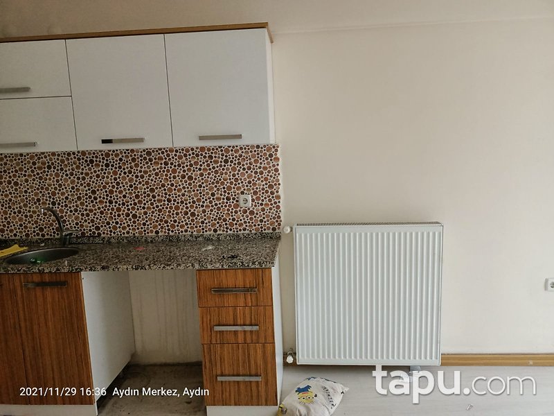 Aydın Efeler'de Bulvara Yakın Konumlu 2+1 Daire