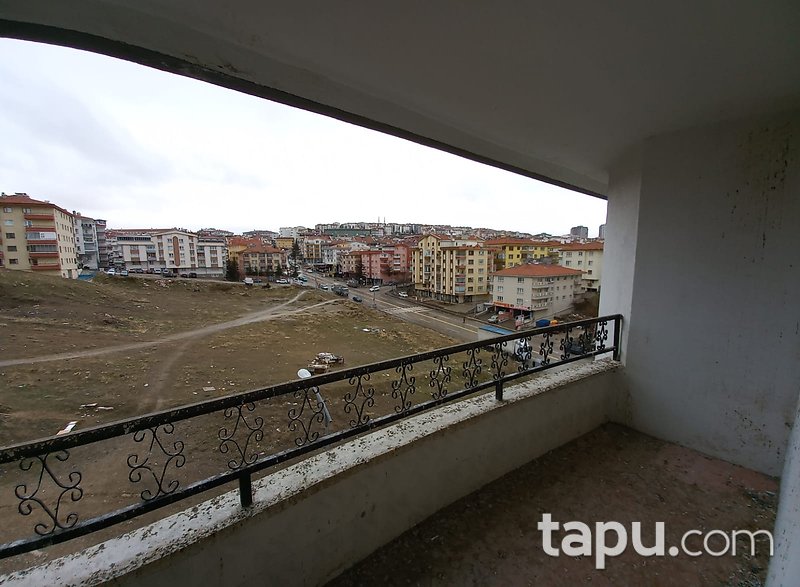 Mamak Şahintepe Mahallesi'nde 275 m2 Çatı Katı Daire