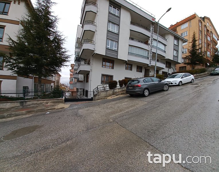 Mamak Şahintepe Mahallesi'nde 275 m2 Çatı Katı Daire