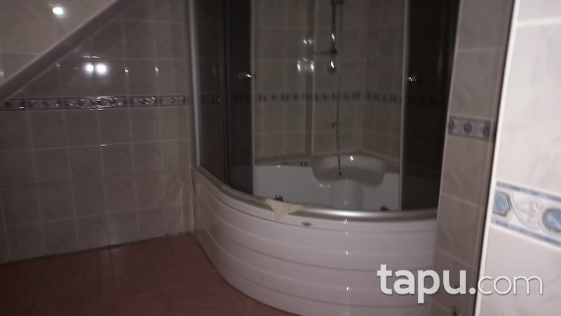 Mamak Şahintepe Mahallesi'nde 275 m2 Çatı Katı Daire