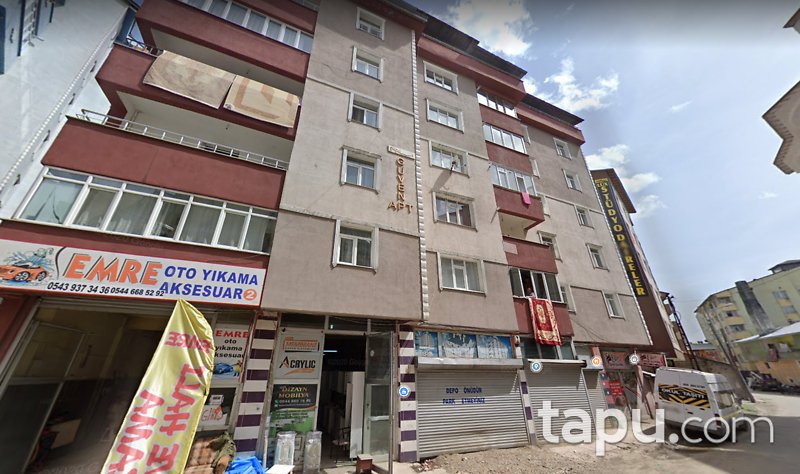 Ağrı Merkez Yavuz Mahallesi'nde 4+1 Daire