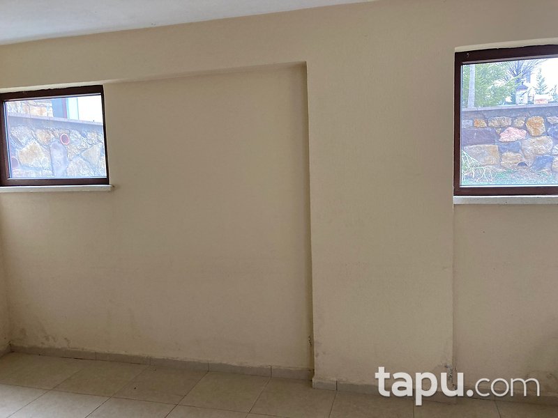 Afyonkarahisar Ceylan Termal Sağlıklı Yaşam Köyü'nde 79 m2 İskanlı İşyeri