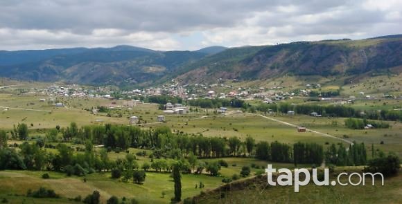 Giresun Alucra Yunus Emre Mahallesi'nde 3+1 77 m2 Daire