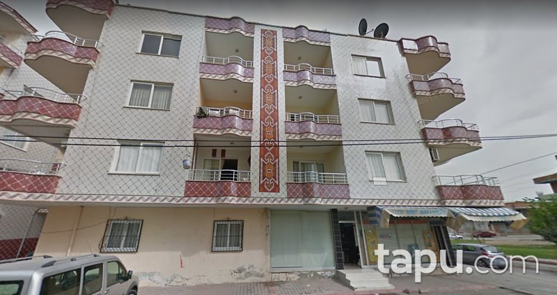 Mersin Toroslar Selçuklular Mahallesi'nde 10 m2 İskanlı Dükkan