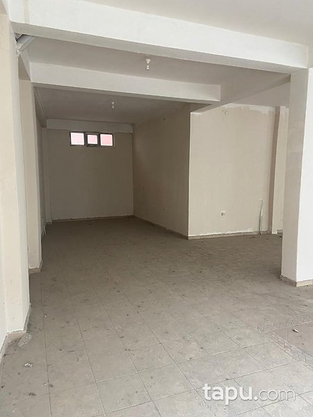 Eskişehir Emek Mahallesi'nde Bulvara Yakın 197 m2 Depolu Dükkan