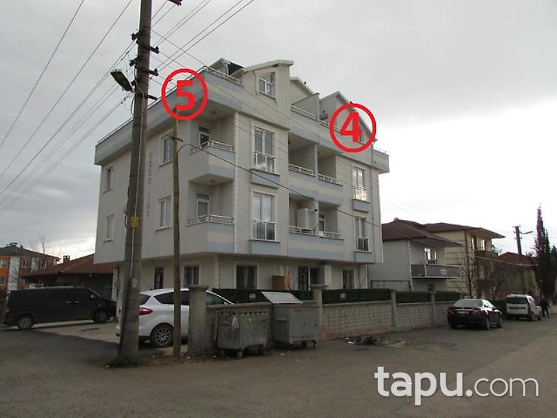 Kocaeli Çınarlı Mahallesi'nde 128 m2 Dubleks Daire (Z-214)